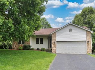 264 Ridgeway Dr, Howard, OH 43028