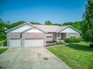 195 Sundance Rd, Cape Fair, MO 65624