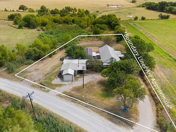 2nd image of 798 County Road 367