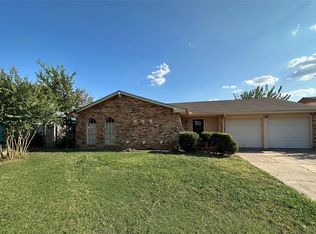 5044 Cavendish Dr, Arlington, TX 76014