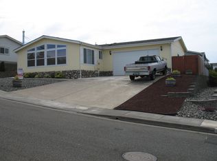 1073 Fulton Ave, Coos Bay, OR 97420
