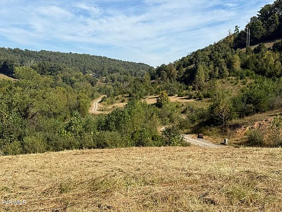 3rd image of Dunlap Rd
