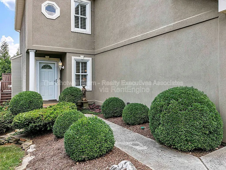 8508 Angel Oak Ct — Photo 2