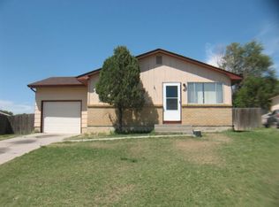 4 Plymouth Cir, Pueblo, CO 81003