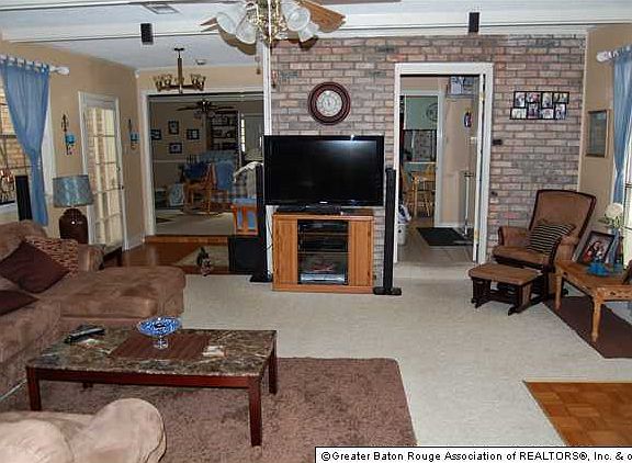 2nd image of 16220 Chinon Ct