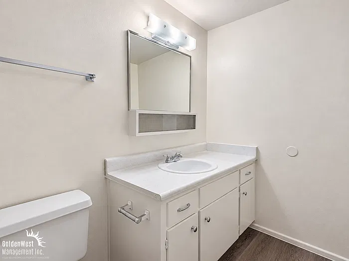 2 bed, 2.0 bath, 1000 sqft, $1,025 — Photo 4