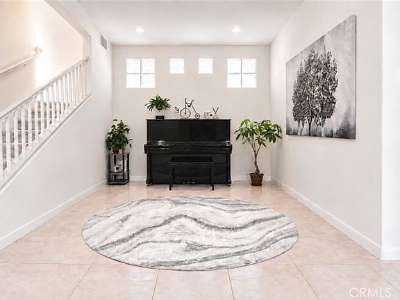 3rd image of 10884 Kimball Pl