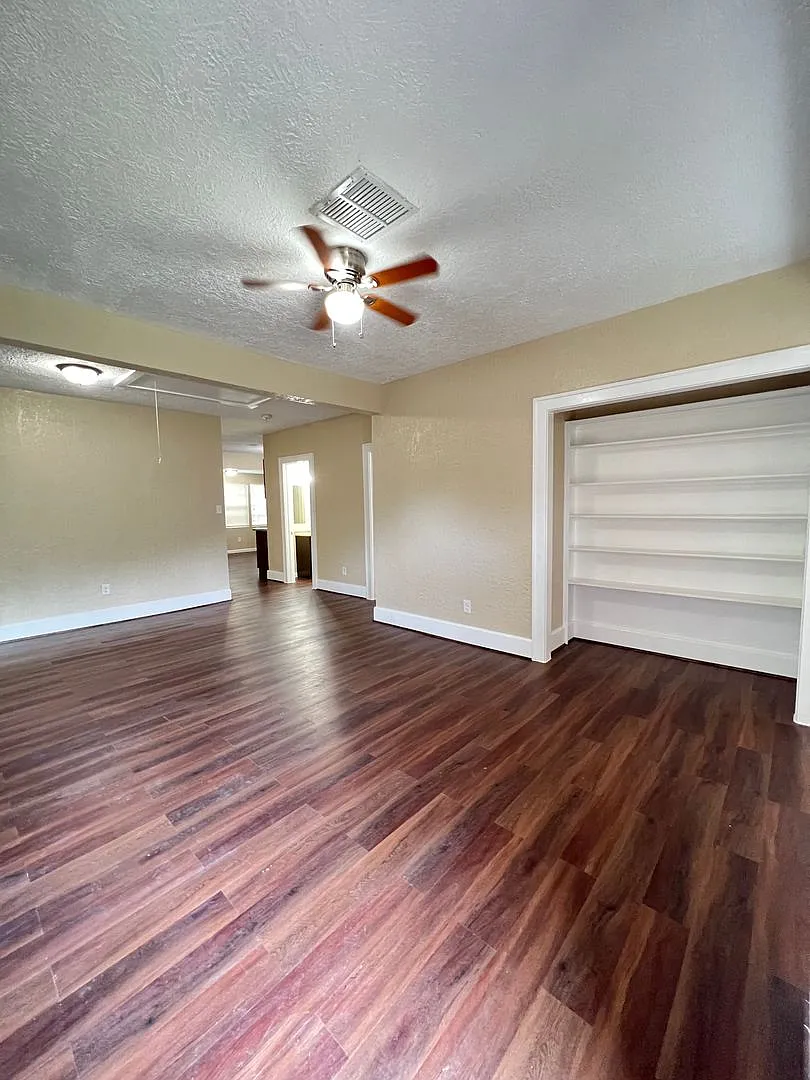 2355 Pecos Street — Photo 2