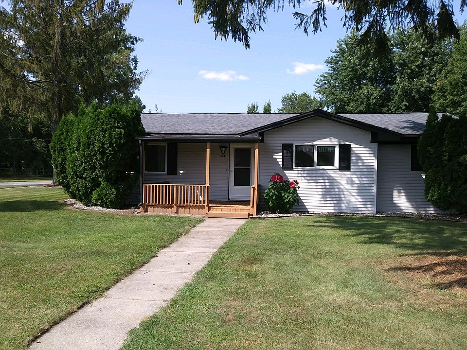 1st image of 3591 Riverview Dr