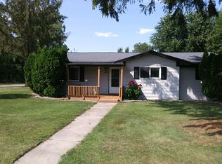 3591 Riverview Dr, Saginaw, MI 48601