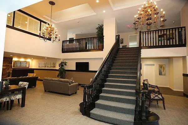 10134 W Mohawk Ln — Photo 49