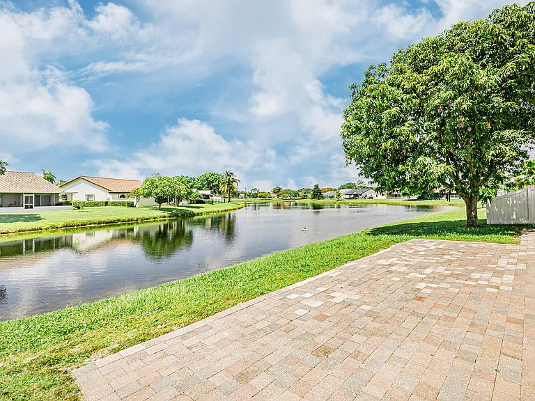 5148 Rosen Blvd — Photo 15