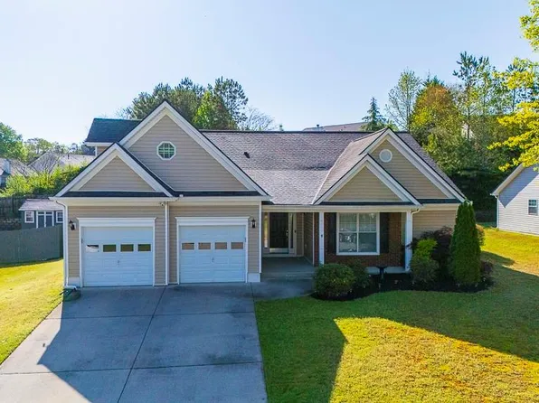 1910 Charleston Oak Cir, Lawrenceville, GA 30043