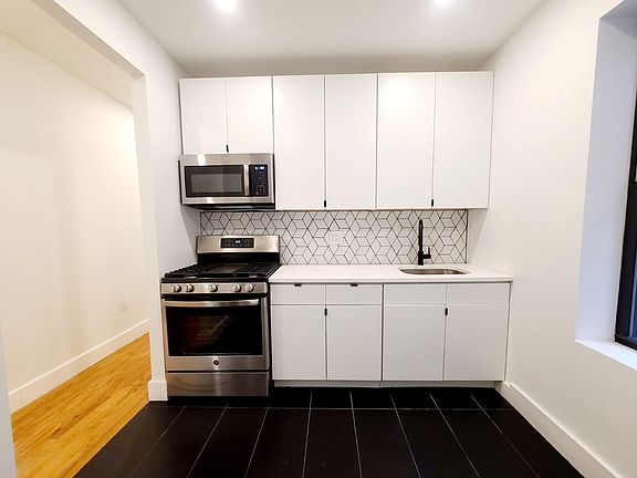 3rd image of 1421 College Ave #52A