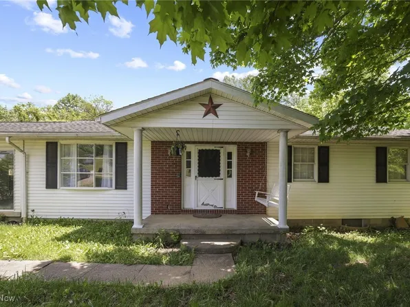 7230 Cedar Ct E, Nashport, OH 43830