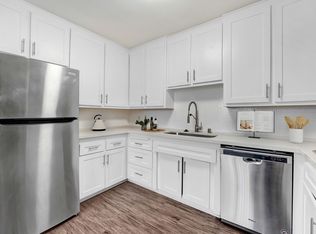 4740 Kester Ave #3, Sherman Oaks, CA 91403