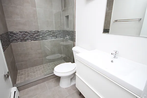 Rented by Modern Spaces | media 23