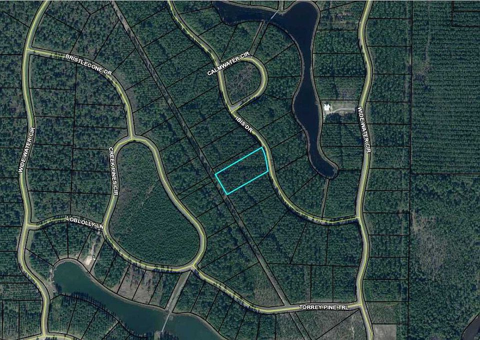 2nd image of 143 Iris St #143