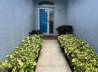 245 Hemingway Dr, Oldsmar, FL 34677