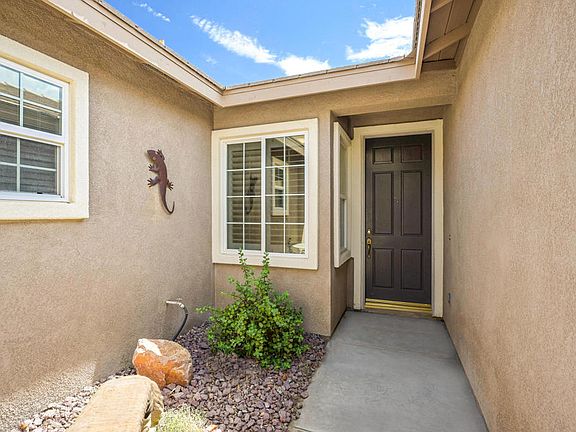 4th image of 82575 Grant Dr