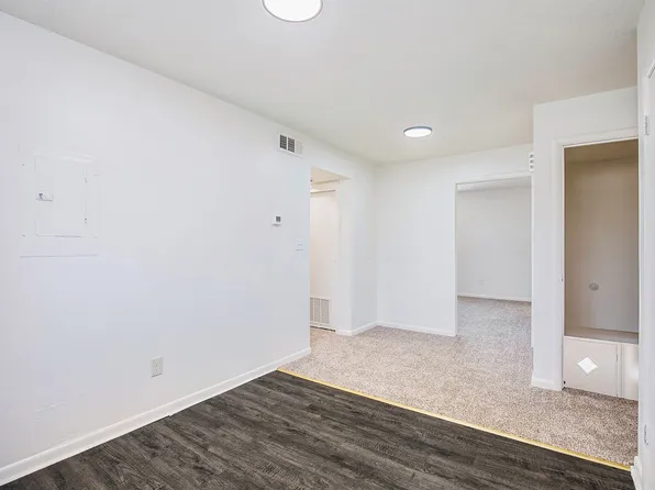 Estes on Ash, 6315-6333 Ash Ave #6329, Kansas City, MO 64133