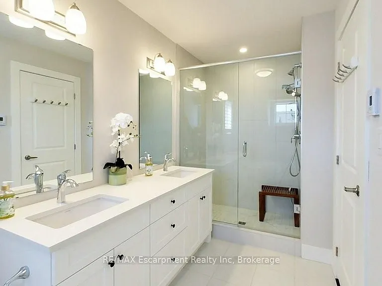 212 Courtland St — Photo 23
