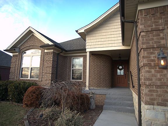 5th image of 1077 Heritage Way