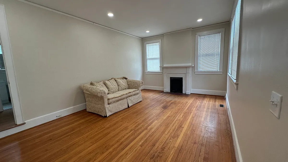 Building Photo - 4024 Verner St