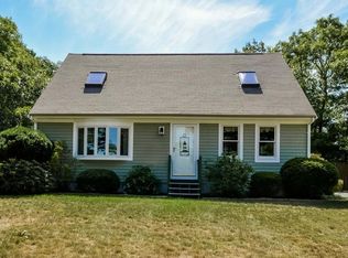 35 Pisces Ln, Plymouth, MA 02360