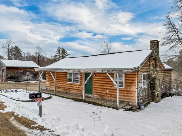 15 Noyes Road, Tilton, NH 03246
