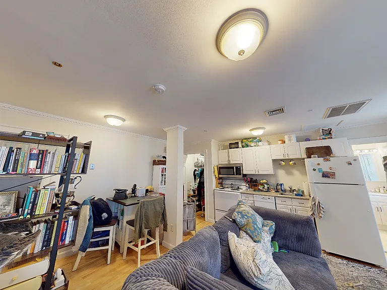 52 Bishop Allen Dr #3 — Photo 9