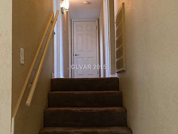 5th image of 4709 E Harmon Ave