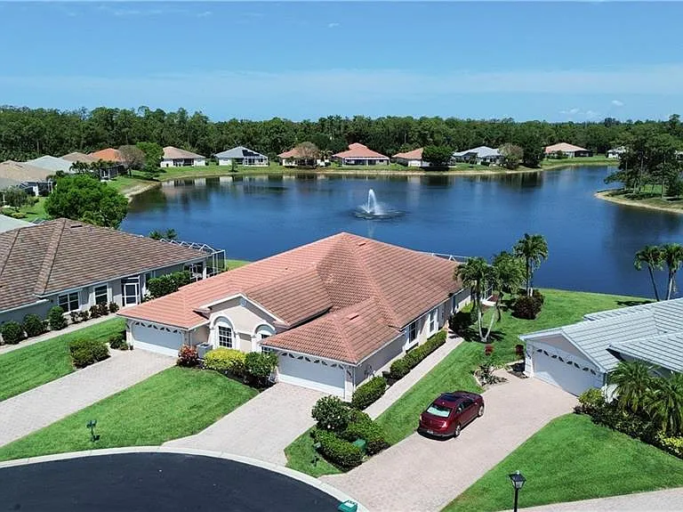 7753 Haverhill Ct — Photo 1