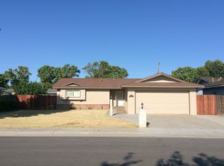 425 N Santa Venetia St, Los Banos, CA 93635