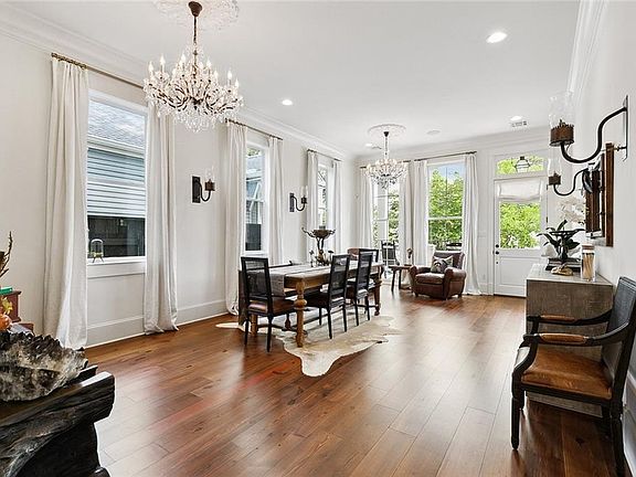 4th image of 3819 Camp St