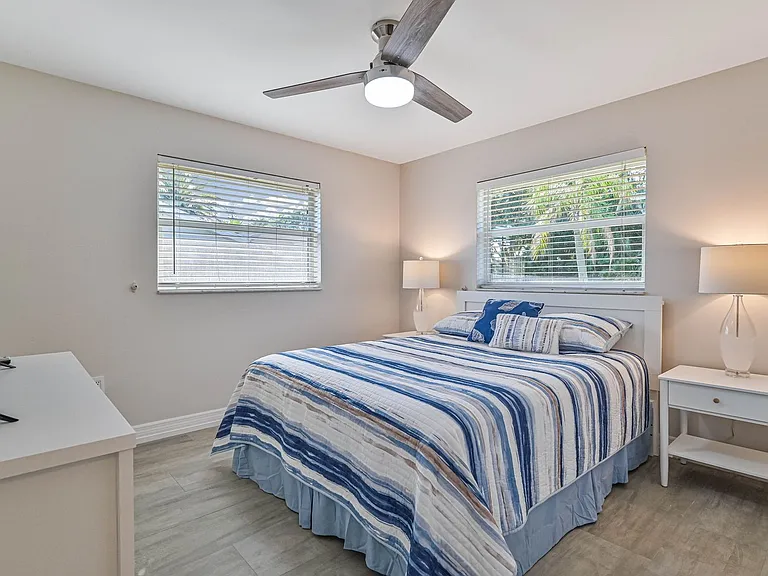 28178 Sunset Dr — Photo 24
