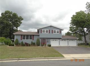 7 Carroll Ave, Monroe Township, NJ 08831