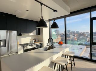 180 N Elizabeth St #709, Chicago, IL 60607
