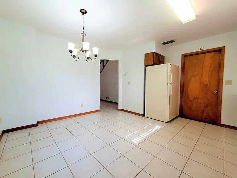 1423 Disston Ave — Photo 19