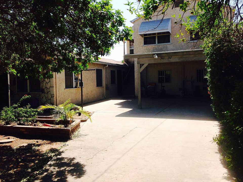 Two Buildings, 3 Units