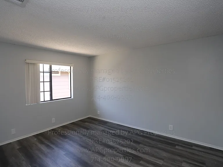 21525 Pioneer Blvd #B — Photo 16