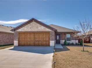505 W Gould, Pilot Point, TX 76258