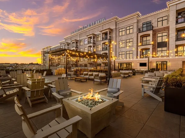 18 Artisan Dr #304, Salem, NH 03079