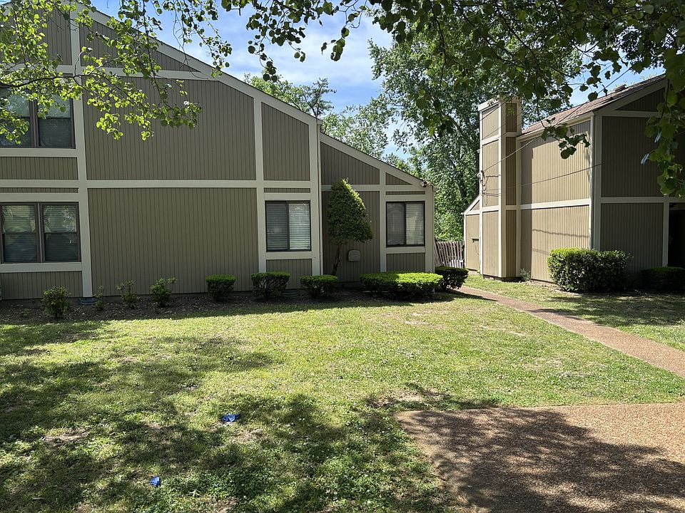 1st image of 821 Todd Preis Dr