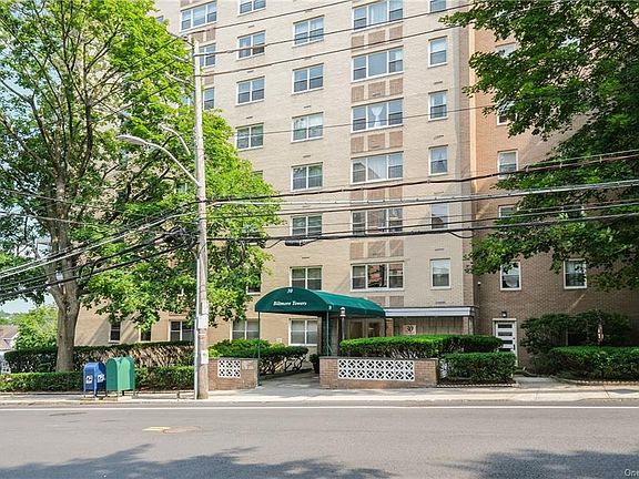 2nd image of 30 Lake St APT 11K