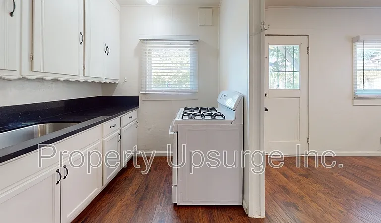 650 Bird St #4 — Photo 2