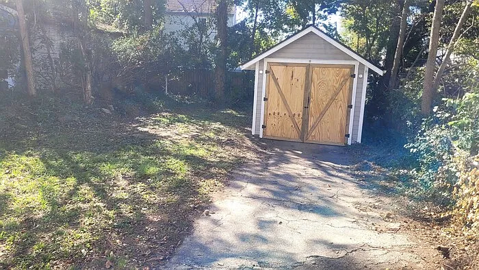 3 bed, 1.5 bath, 1649 sqft, $1,995 — Photo 2