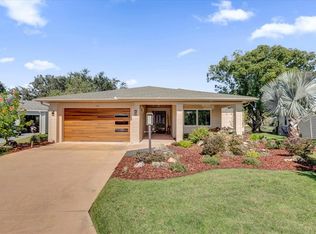 733 Turnberry Ln, Lady Lake, FL 32159