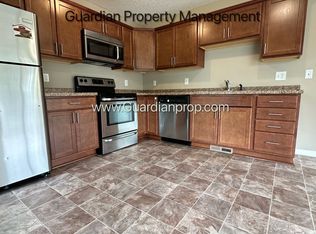 11948 Emery Village Dr N, Champlin, MN 55316