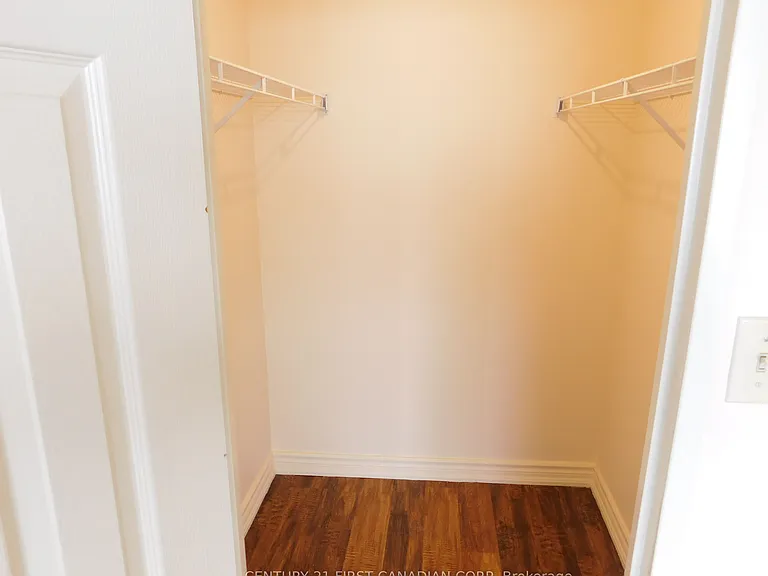 744 Wonderland Rd S #803 — Photo 21